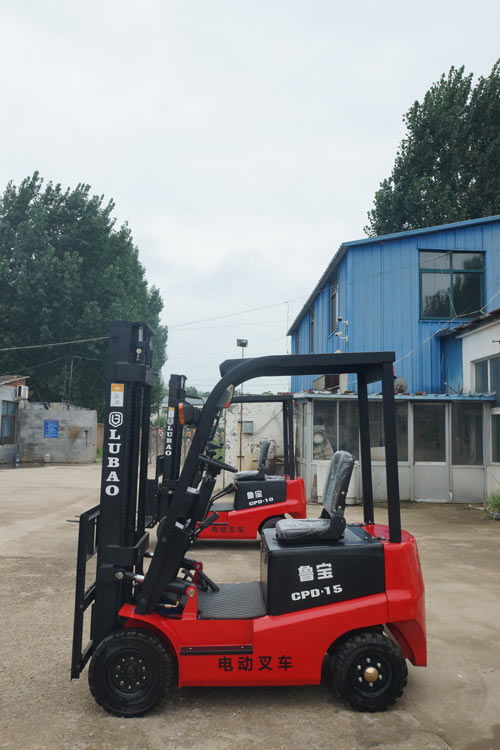 格林工貿 以優(yōu)良產品引領純電動叉車品牌新篇章